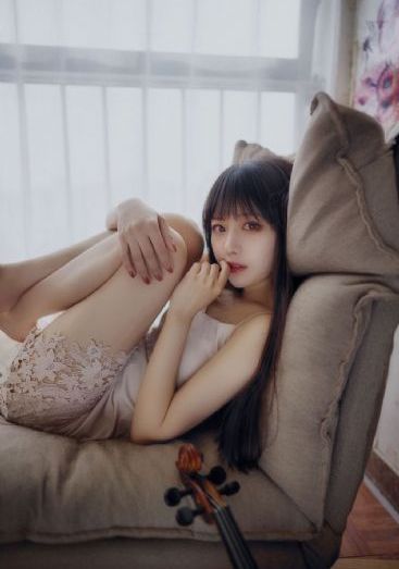 漂亮的保姆中文版的高清视频_BD韩语在线观看电视