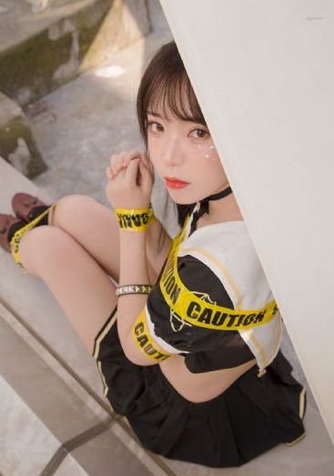 小绿茶H肉1V1_HD全集在线观看