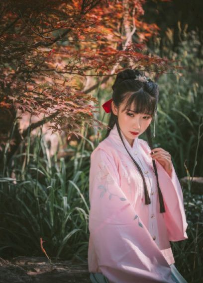 肥臀浪妇跨我腿上呻吟扭摇_蓝光高清视频播放