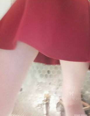 小莹客厅激情46章至50视频_1080高清免费观看