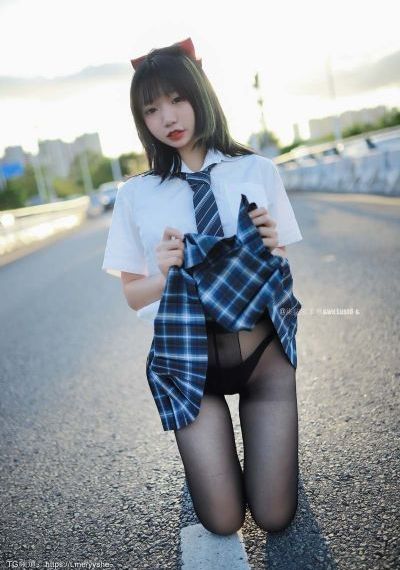 欧美玉足性脚交视频_BD迅雷电影在线